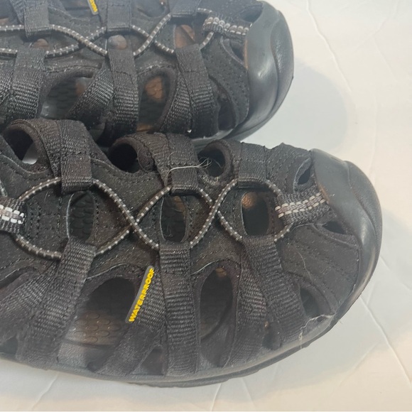 NWOT Keen black waterproof hiking sandals 9 - Picture 11 of 13